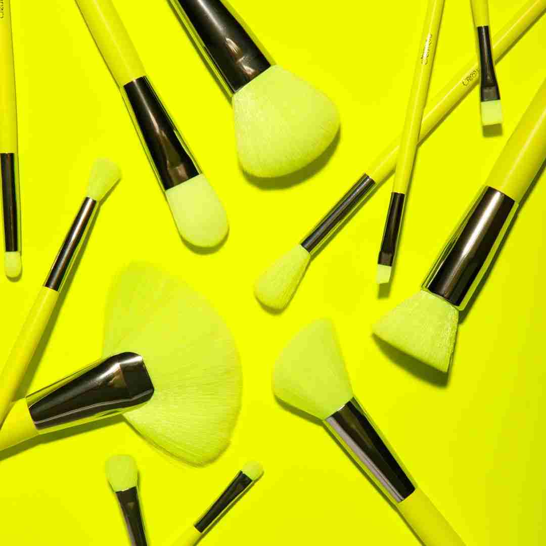 BROCHA NEON YELLOW HN SET DE BROCHAS YELLOW NEÓN 24PC - Imagen 1
